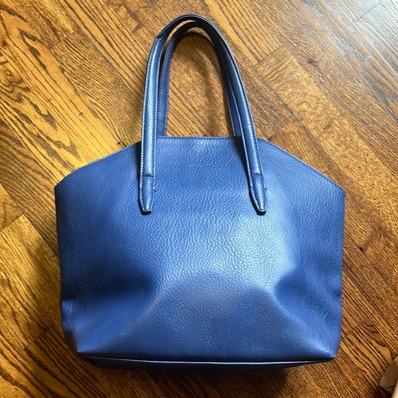 Matt & Nat Handbags - EUC Matt & Nat Cornflower Blue Vegan Leather Recycled Shoulder Purse